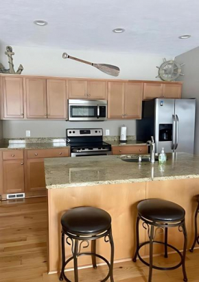 Etta Belle Condo 1